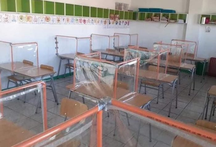 Reprobado por «utópico»: Colegio intentó adaptar sus salas a la pandemia y a las medidas del Gobierno pero fracasó
