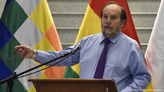 Arrestan a ministro de Salud de Bolivia por compra sobrevalorada de ventiladores para Covid-19