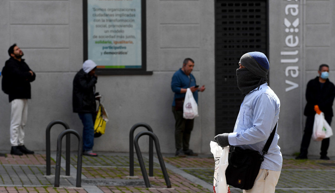 Lo que se sabe de la renta mínima que España está a punto de implantar (y por qué es vital en la actual situación económica)
