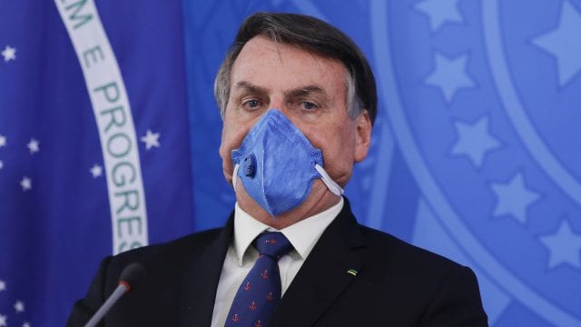 Jair Bolsonaro, presidente de Brasil, da positivo a examen de covid-19
