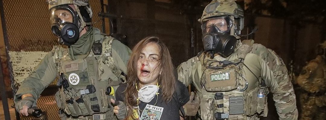 Portland: ¿Cómo una ciudad blanca se transformó en el epicentro de las protestas en EE.UU?