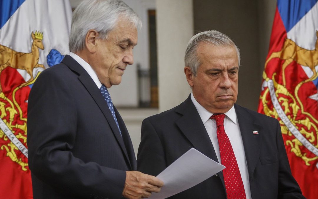 Entel asegura que tiene respaldados los mails del Minsal que pide la Fiscalía