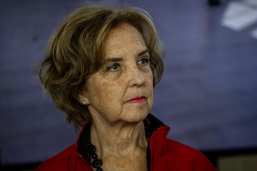 Ministra Hutt confirma que el gobierno no tiene voluntad de implementar transporte gratuito para el plebiscito