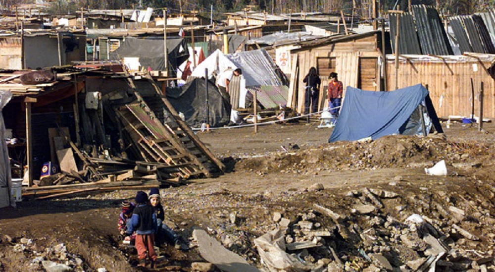Estudio expuso que aumentó en un 74% la cantidad de familias que viven en campamentos en Chile